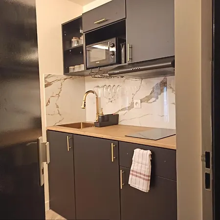 Elegant Avec Baignoire Apartment