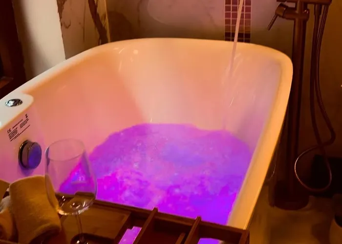 דירה Elegant Avec Baignoire